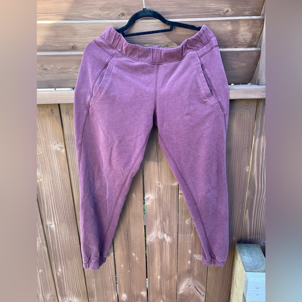 Lululemon joggers size 8